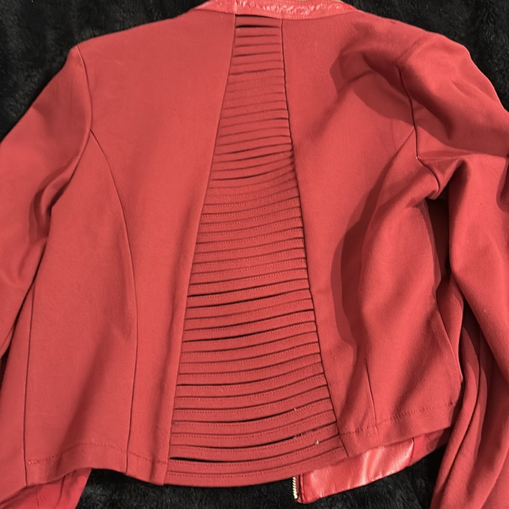 Jacket - Picture 2 of 3